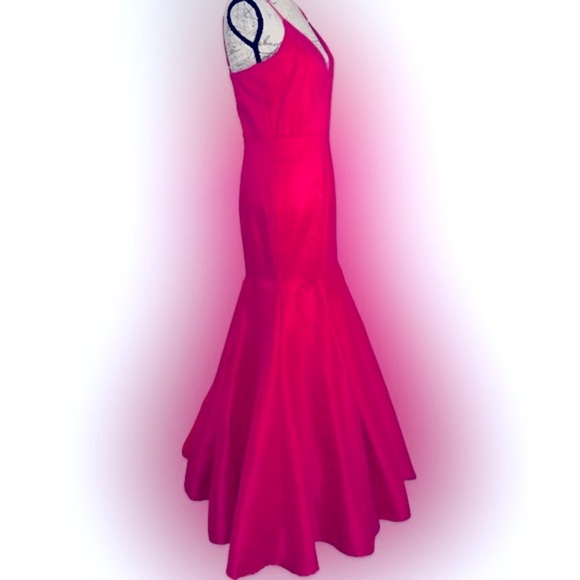 Lulu’s Dress - Picture 4 of 7